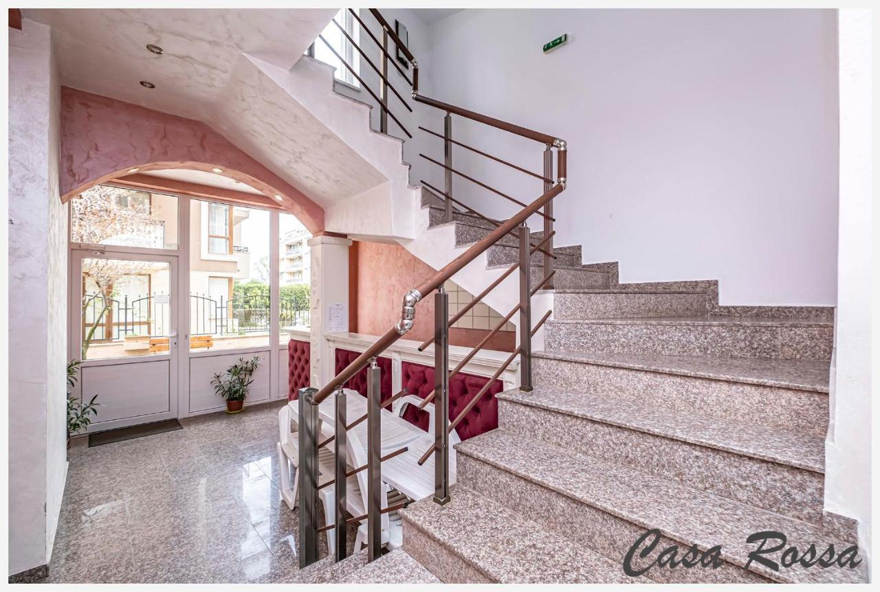 Casa Rossa 1 Apartment Слънчев бряг Екстериор снимка