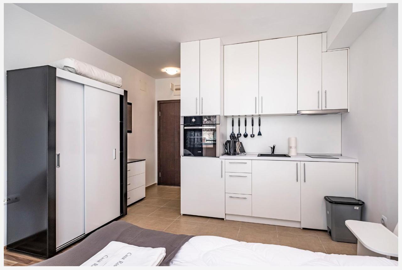 Casa Rossa 1 Apartment Слънчев бряг Екстериор снимка